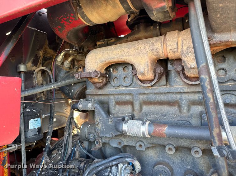 image for item EG6356 1982 Versatile 895 4WD tractor