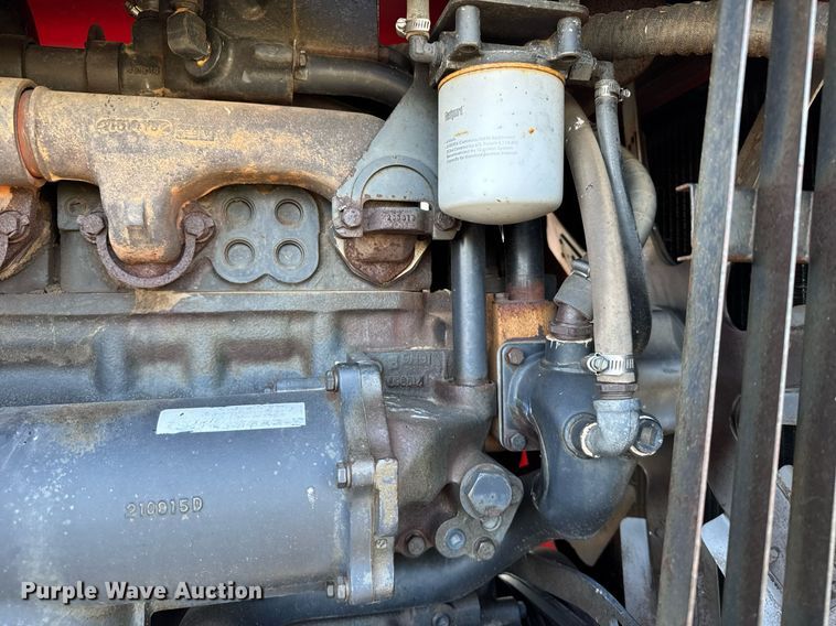 image for item EG6356 1982 Versatile 895 4WD tractor