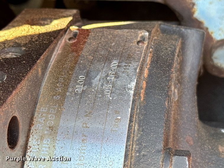 image for item EG6356 1982 Versatile 895 4WD tractor