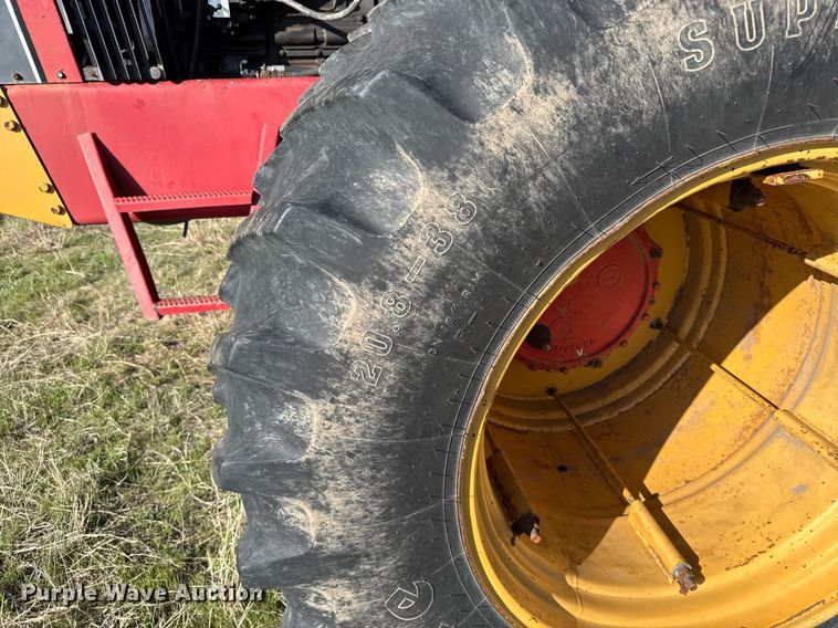 image for item EG6356 1982 Versatile 895 4WD tractor