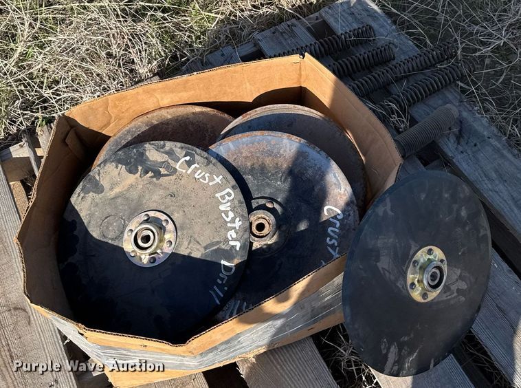 image for item EG6357 Crust Buster 3400 twin row grain drill