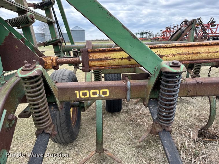 image for item EG6370 John Deere 1000 field cultivator