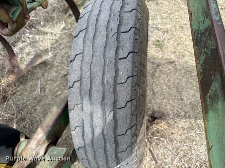 image for item EG6370 John Deere 1000 field cultivator