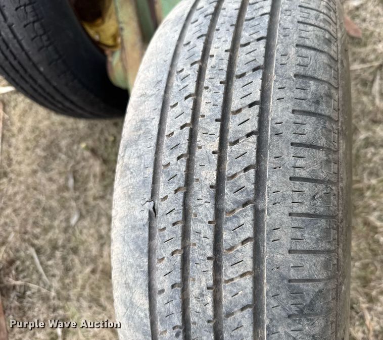 image for item EG6370 John Deere 1000 field cultivator