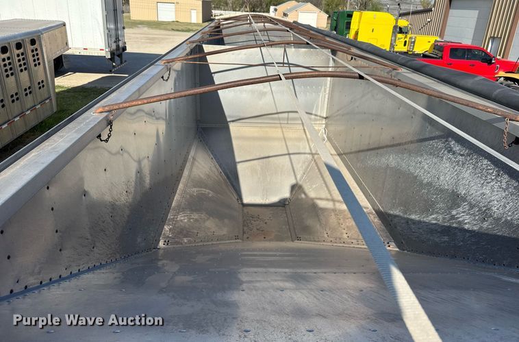 image for item EG6376 1998 Timpte grain trailer