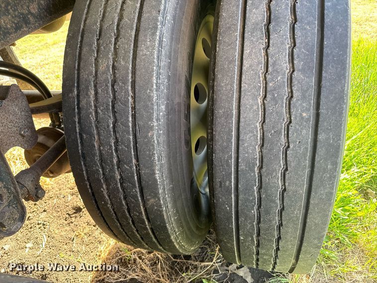 image for item EG6376 1998 Timpte grain trailer