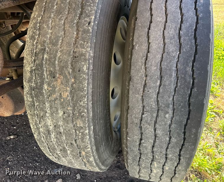 image for item EG6376 1998 Timpte grain trailer