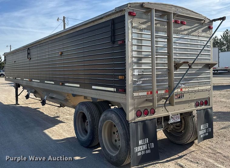 image for item EG6377 2000 Timpte grain trailer