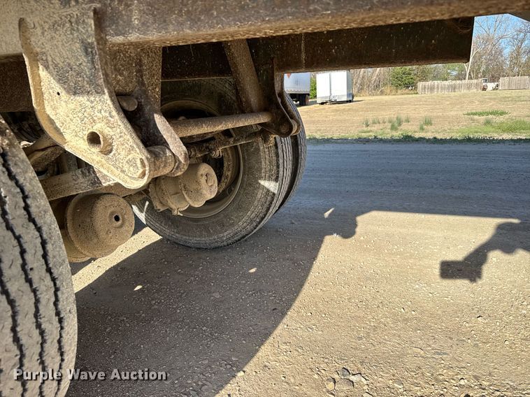 image for item EG6377 2000 Timpte grain trailer