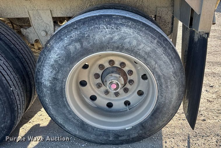 image for item EG6377 2000 Timpte grain trailer