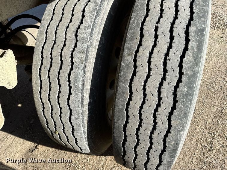 image for item EG6377 2000 Timpte grain trailer