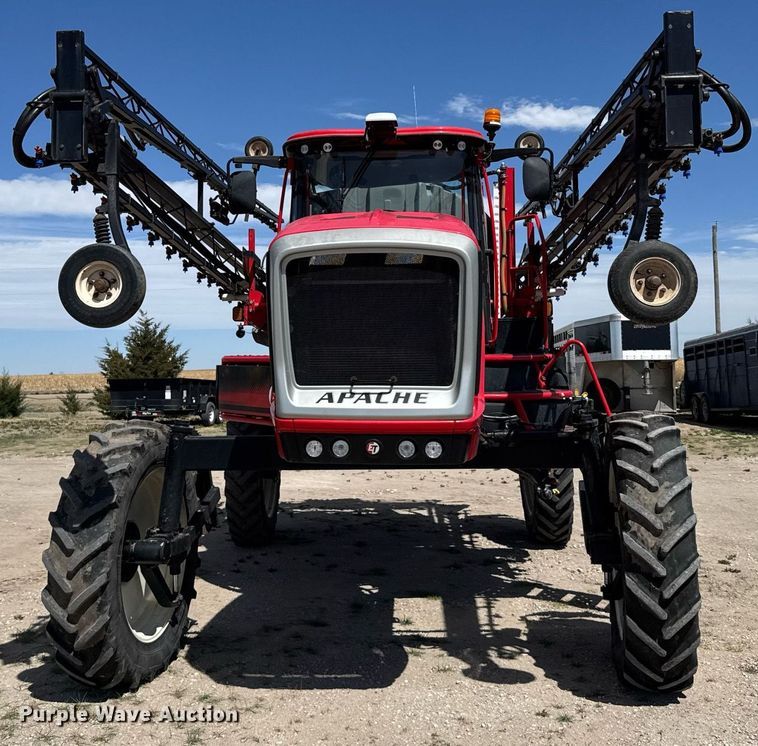 image for item EG6386 2019 Apache AS1240 sprayer