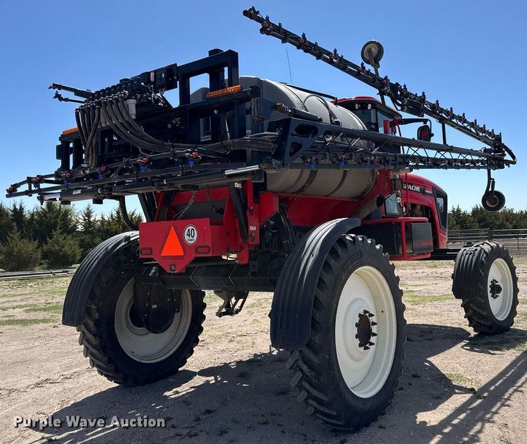 image for item EG6386 2019 Apache AS1240 sprayer