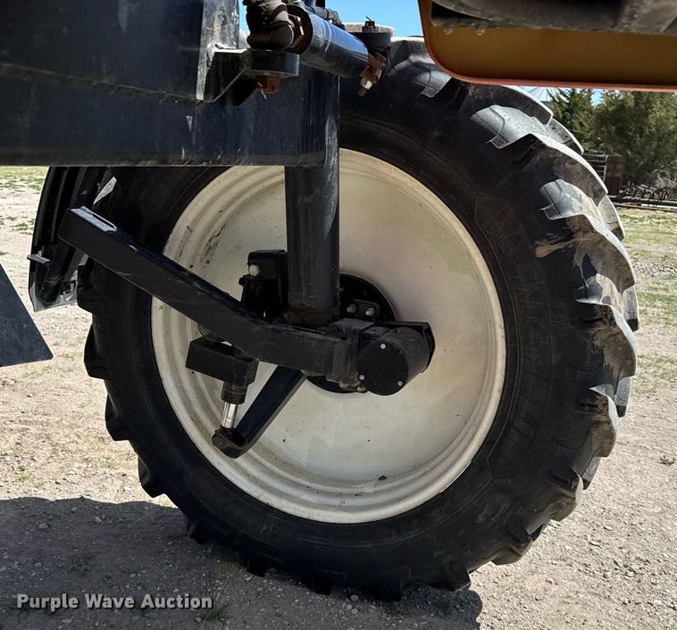 image for item EG6386 2019 Apache AS1240 sprayer