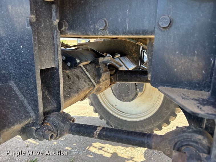 image for item EG6386 2019 Apache AS1240 sprayer