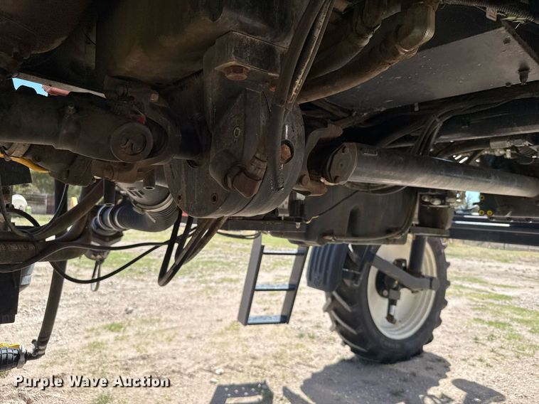 image for item EG6386 2019 Apache AS1240 sprayer