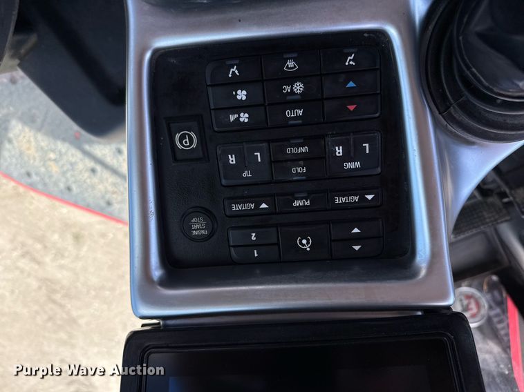 image for item EG6386 2019 Apache AS1240 sprayer