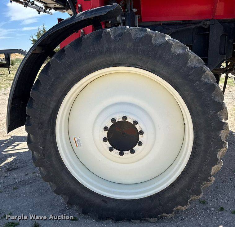 image for item EG6386 2019 Apache AS1240 sprayer