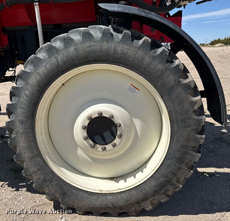 image for item EG6386 2019 Apache AS1240 sprayer