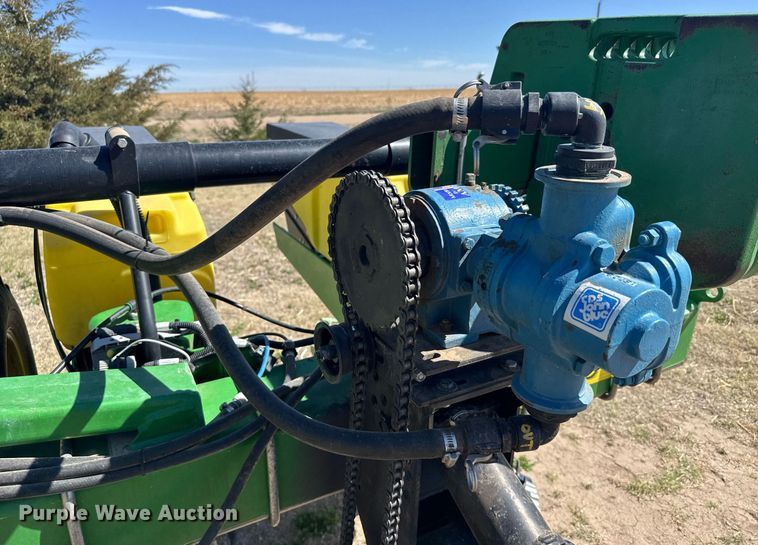 image for item EG6388 John Deere 1720 planter