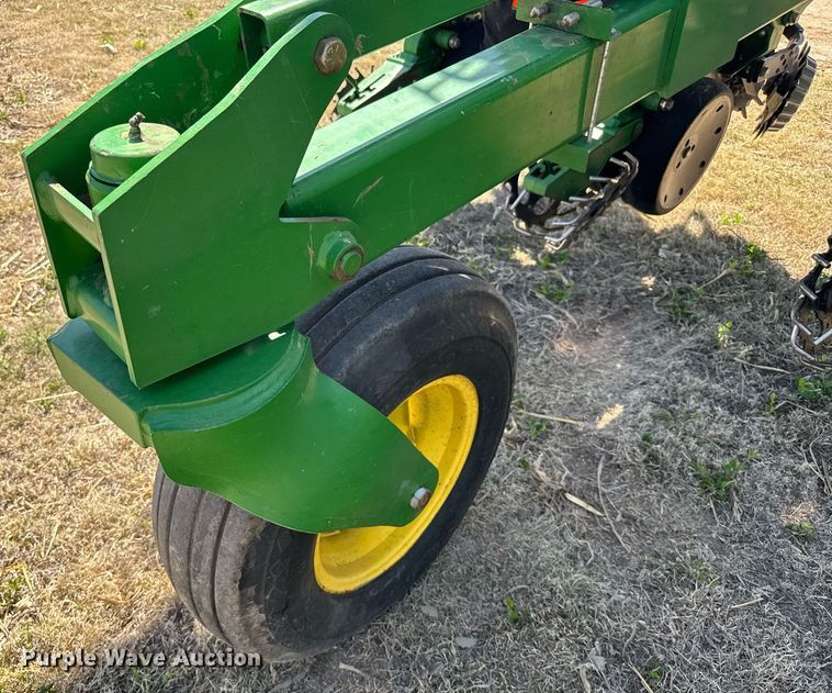 image for item EG6388 John Deere 1720 planter