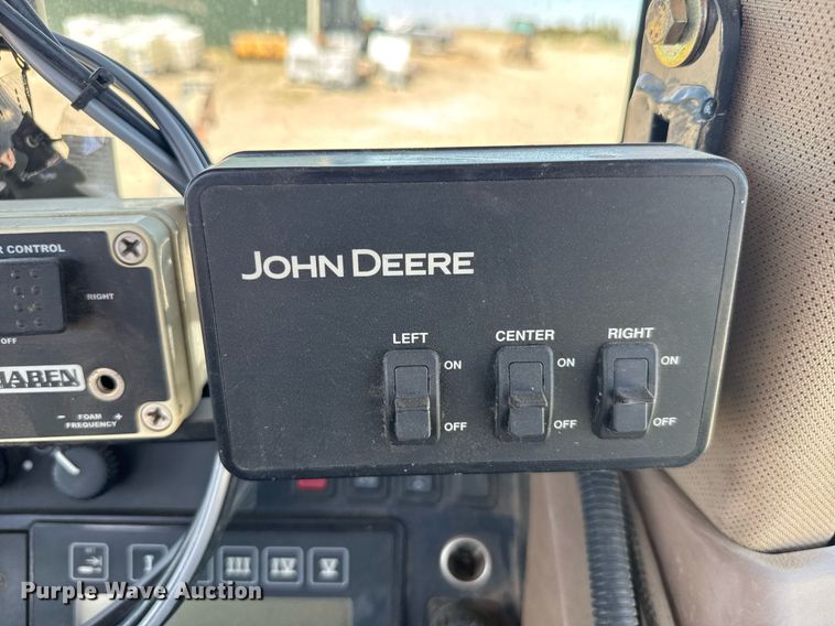 image for item EG6388 John Deere 1720 planter