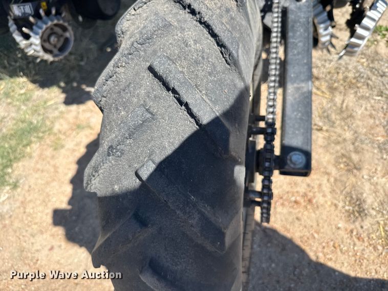 image for item EG6388 John Deere 1720 planter