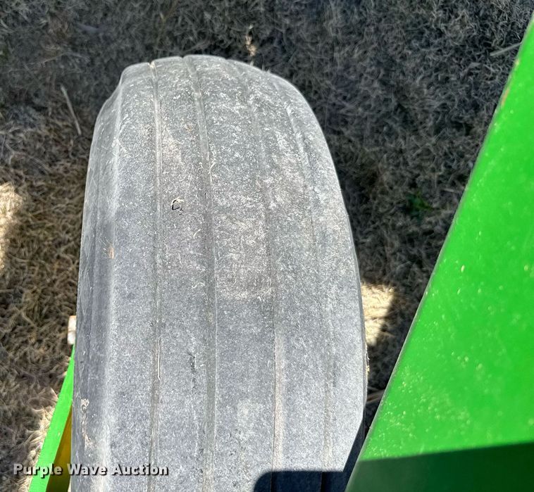 image for item EG6388 John Deere 1720 planter