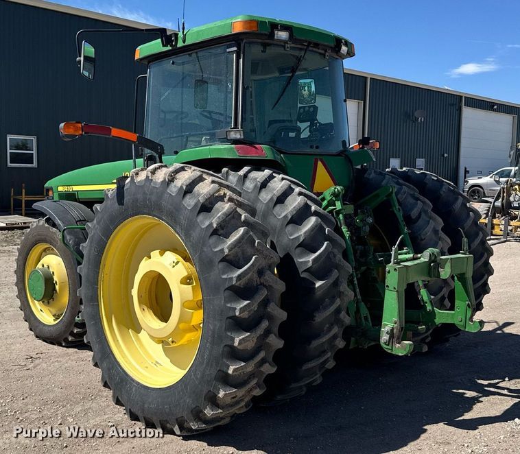 image for item EG6389 2001 John Deere 8410 MFWD tractor