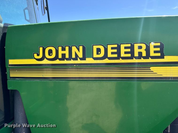 image for item EG6389 2001 John Deere 8410 MFWD tractor