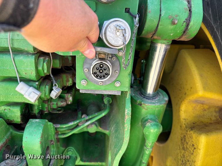 image for item EG6389 2001 John Deere 8410 MFWD tractor