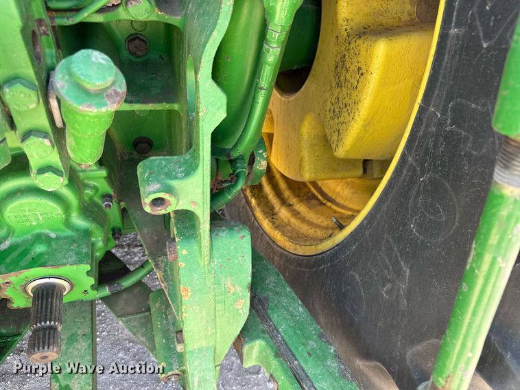 image for item EG6389 2001 John Deere 8410 MFWD tractor