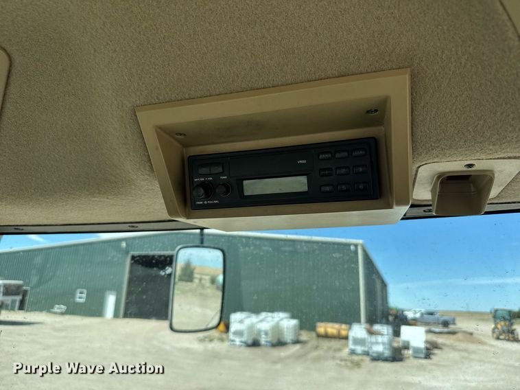 image for item EG6389 2001 John Deere 8410 MFWD tractor