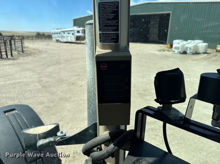 image for item EG6389 2001 John Deere 8410 MFWD tractor