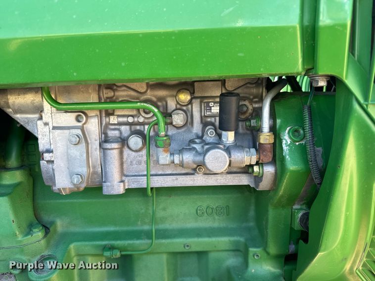 image for item EG6389 2001 John Deere 8410 MFWD tractor