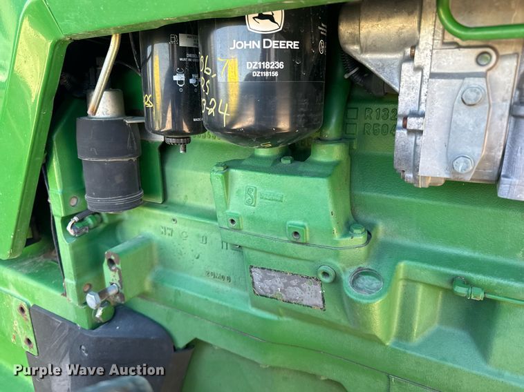 image for item EG6389 2001 John Deere 8410 MFWD tractor
