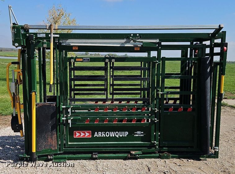image for item EI8967 ArrowQuip Q-Catch 86 Series livestock chute
