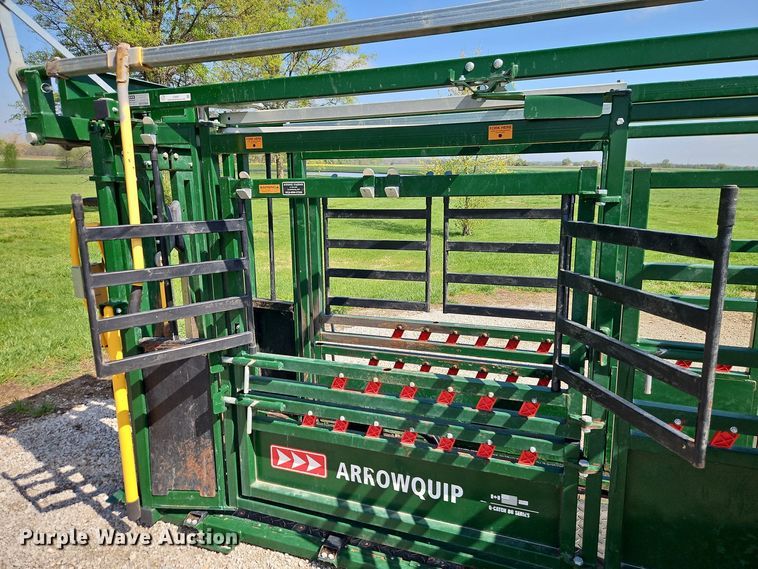 image for item EI8967 ArrowQuip Q-Catch 86 Series livestock chute