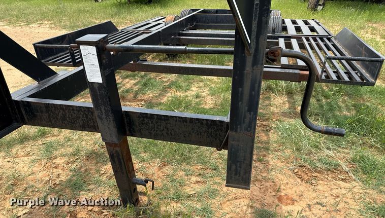 image for item EJ3654 Donahue EXG-180 windrower trailer