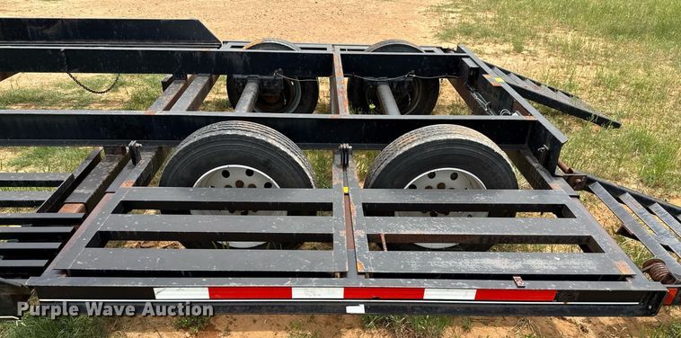 image for item EJ3654 Donahue EXG-180 windrower trailer