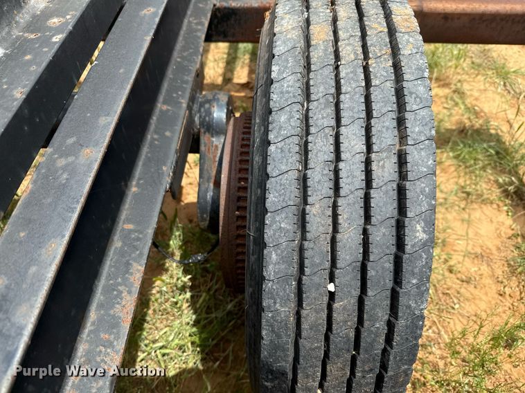 image for item EJ3654 Donahue EXG-180 windrower trailer