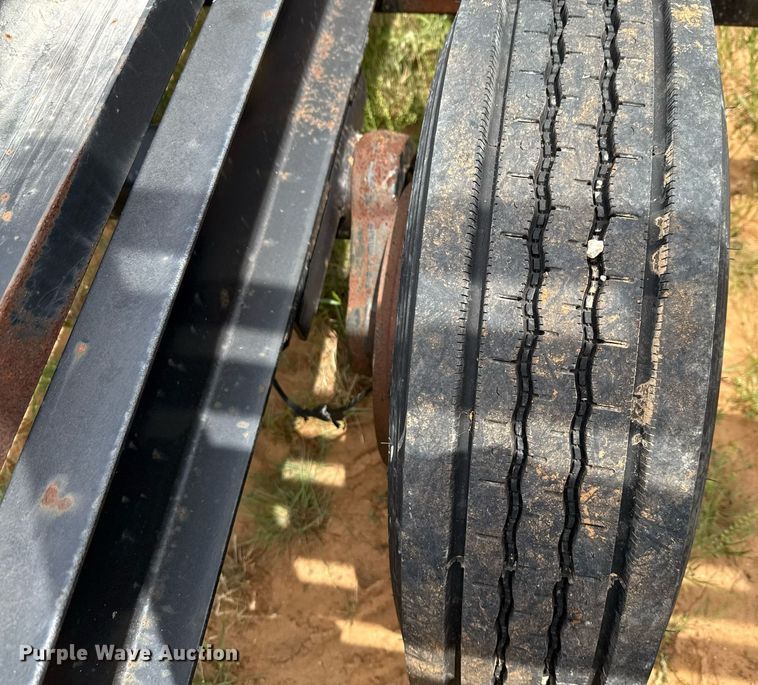 image for item EJ3654 Donahue EXG-180 windrower trailer