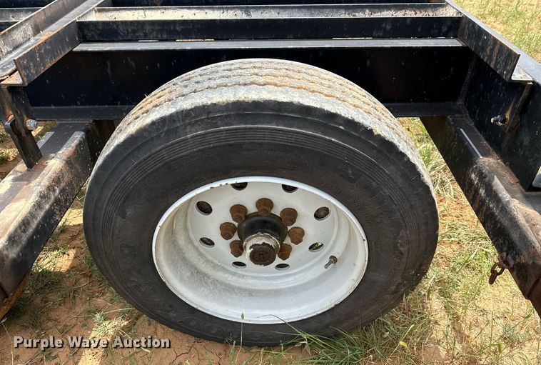 image for item EJ3654 Donahue EXG-180 windrower trailer