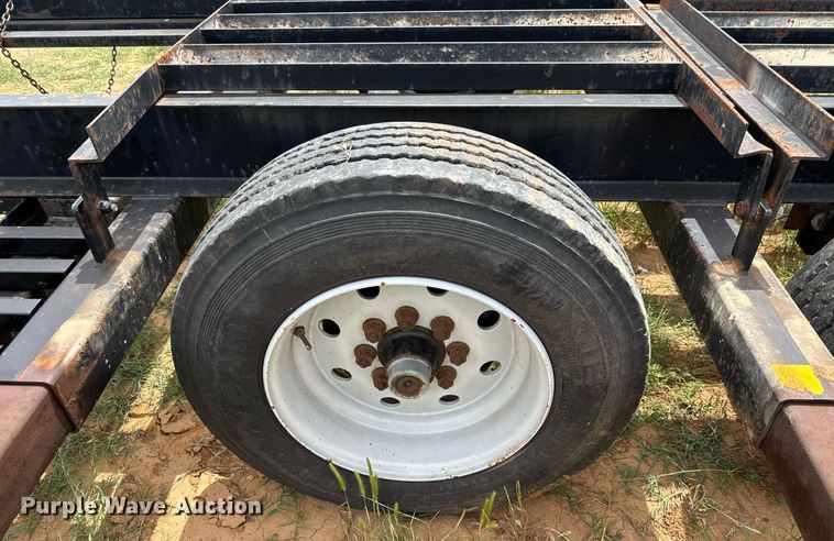 image for item EJ3654 Donahue EXG-180 windrower trailer