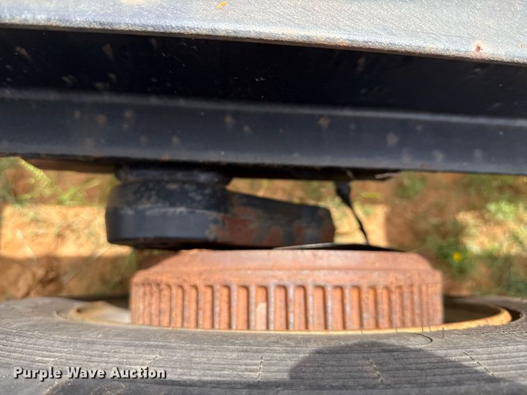 image for item EJ3654 Donahue EXG-180 windrower trailer