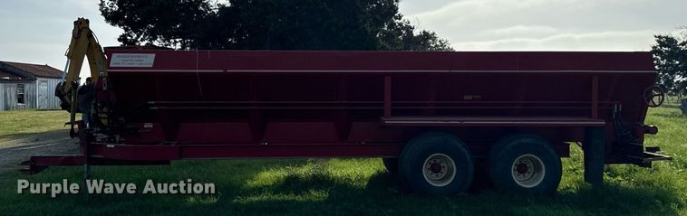image for item EJ3661 Chandler Equipment Co. manure spreader