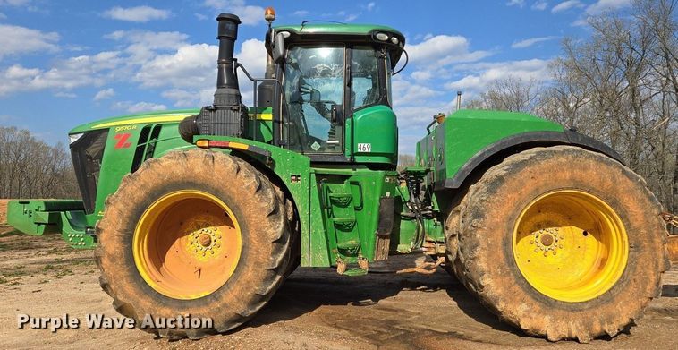 image for item EJ7398 2016 John Deere 9570R Scraper Special 4WD tractor