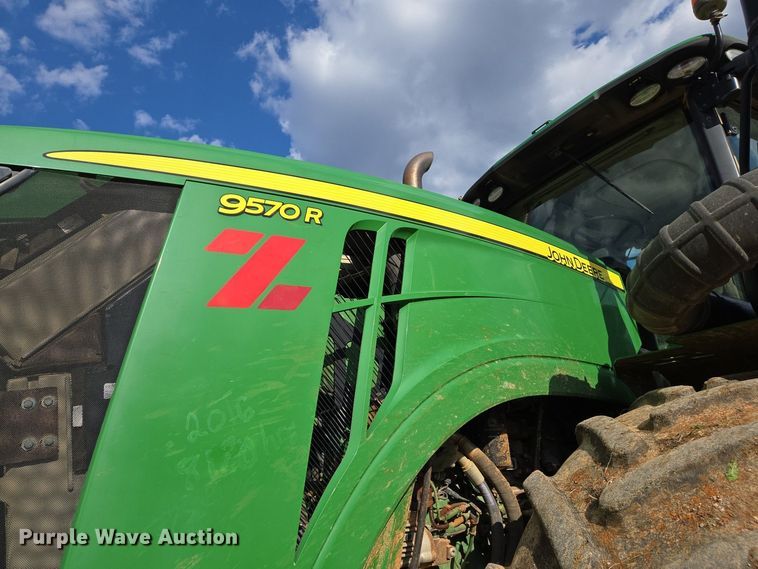 image for item EJ7398 2016 John Deere 9570R Scraper Special 4WD tractor