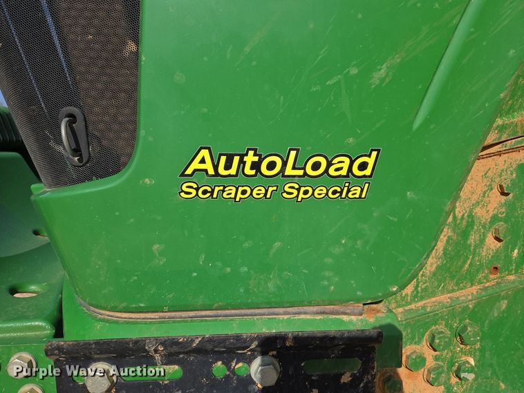 image for item EJ7398 2016 John Deere 9570R Scraper Special 4WD tractor