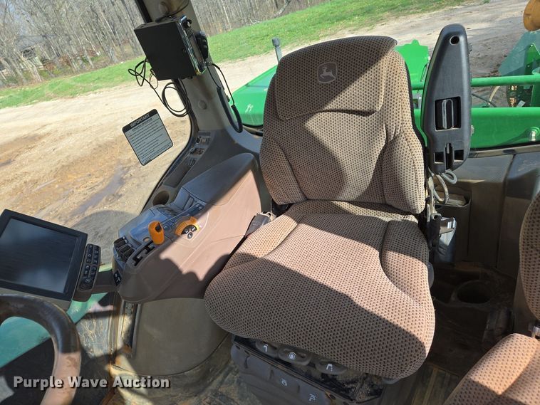 image for item EJ7398 2016 John Deere 9570R Scraper Special 4WD tractor